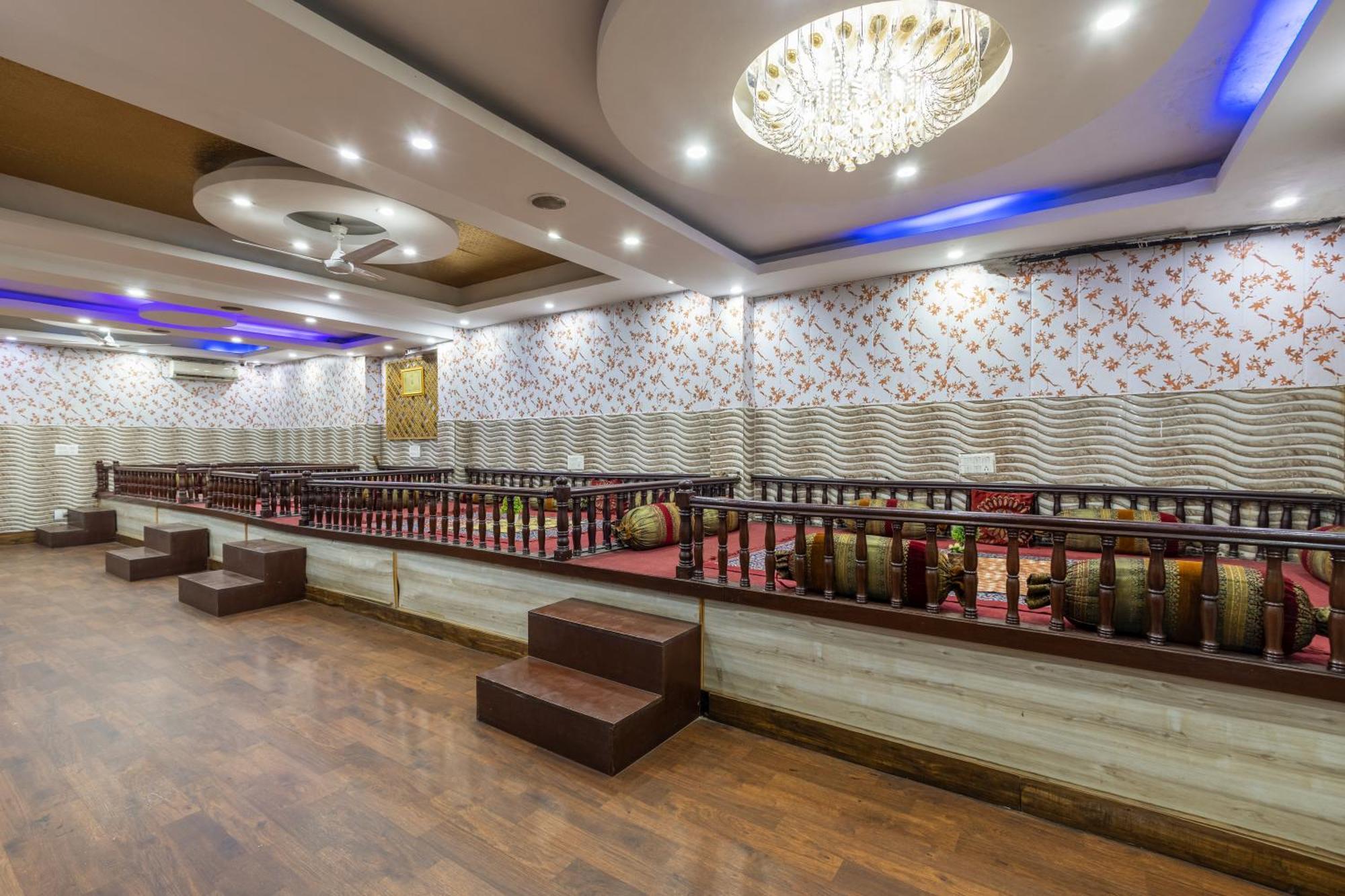Kabul Hotel By Nexhub Palace - Medanta คูร์เคาน์ ภายนอก รูปภาพ
