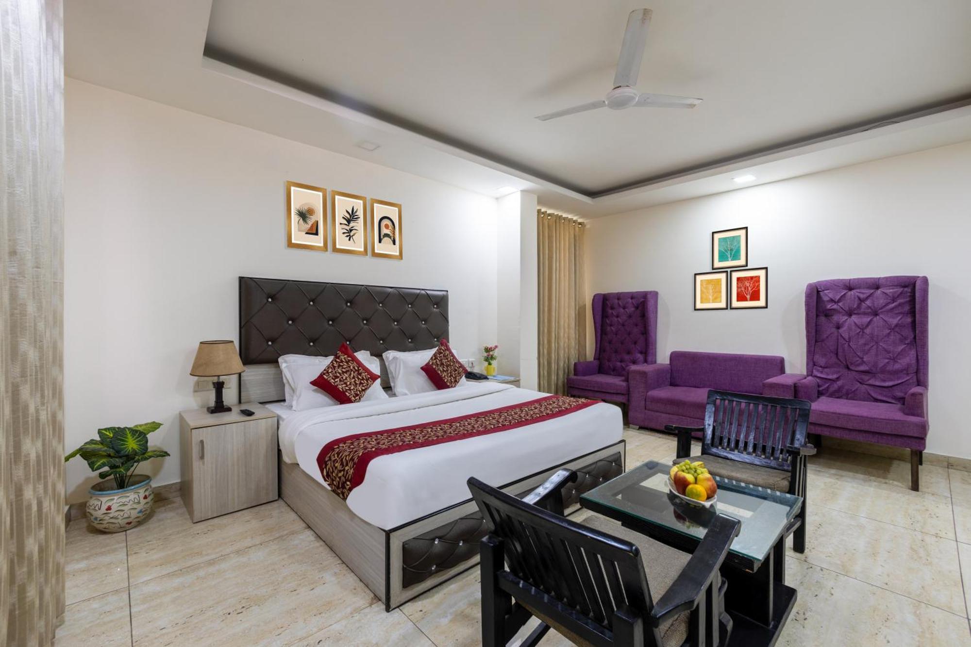 Kabul Hotel By Nexhub Palace - Medanta คูร์เคาน์ ภายนอก รูปภาพ